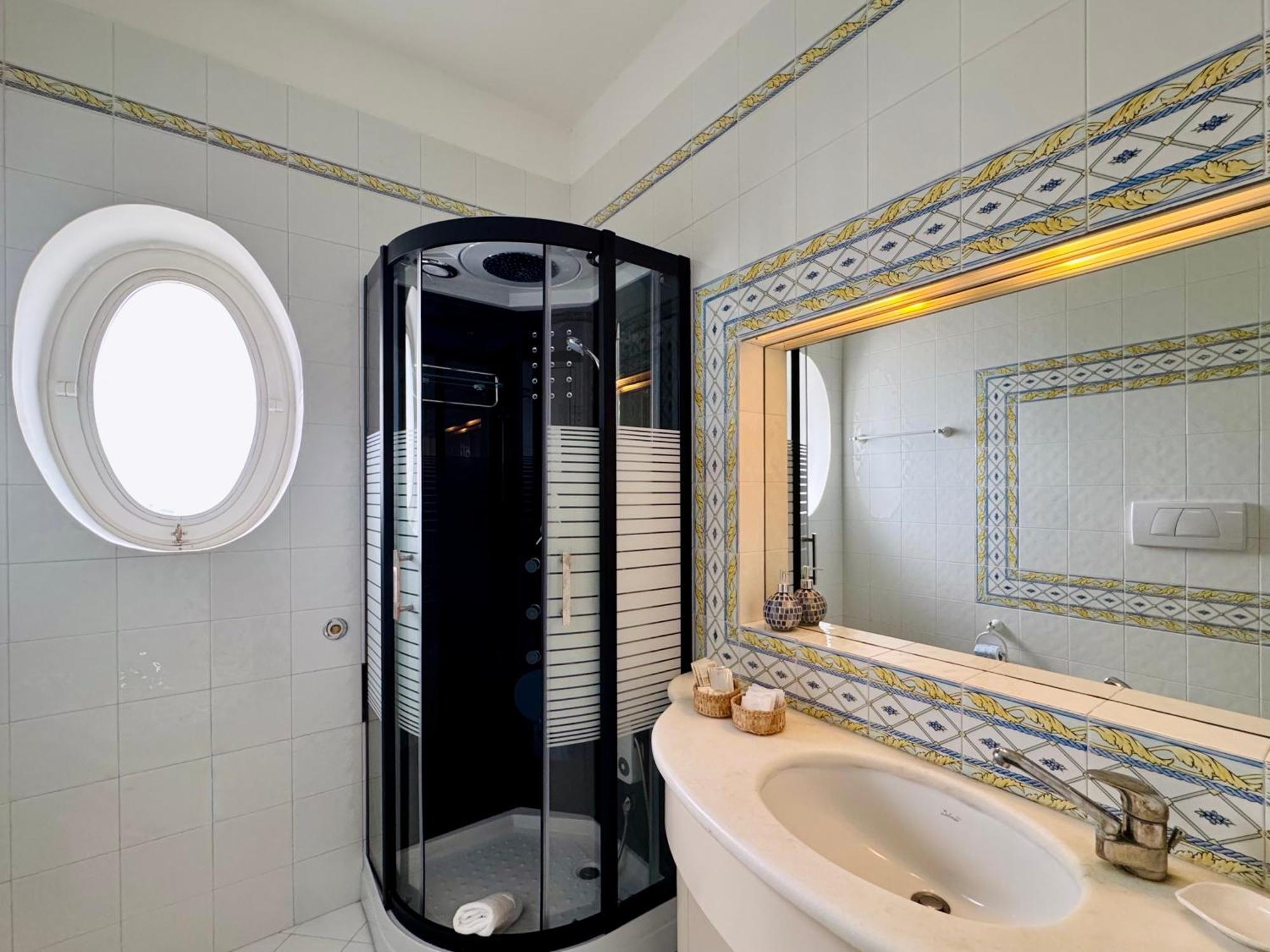 Villa Falconieri Sorrento Suite Сант'Аньєлло Екстер'єр фото