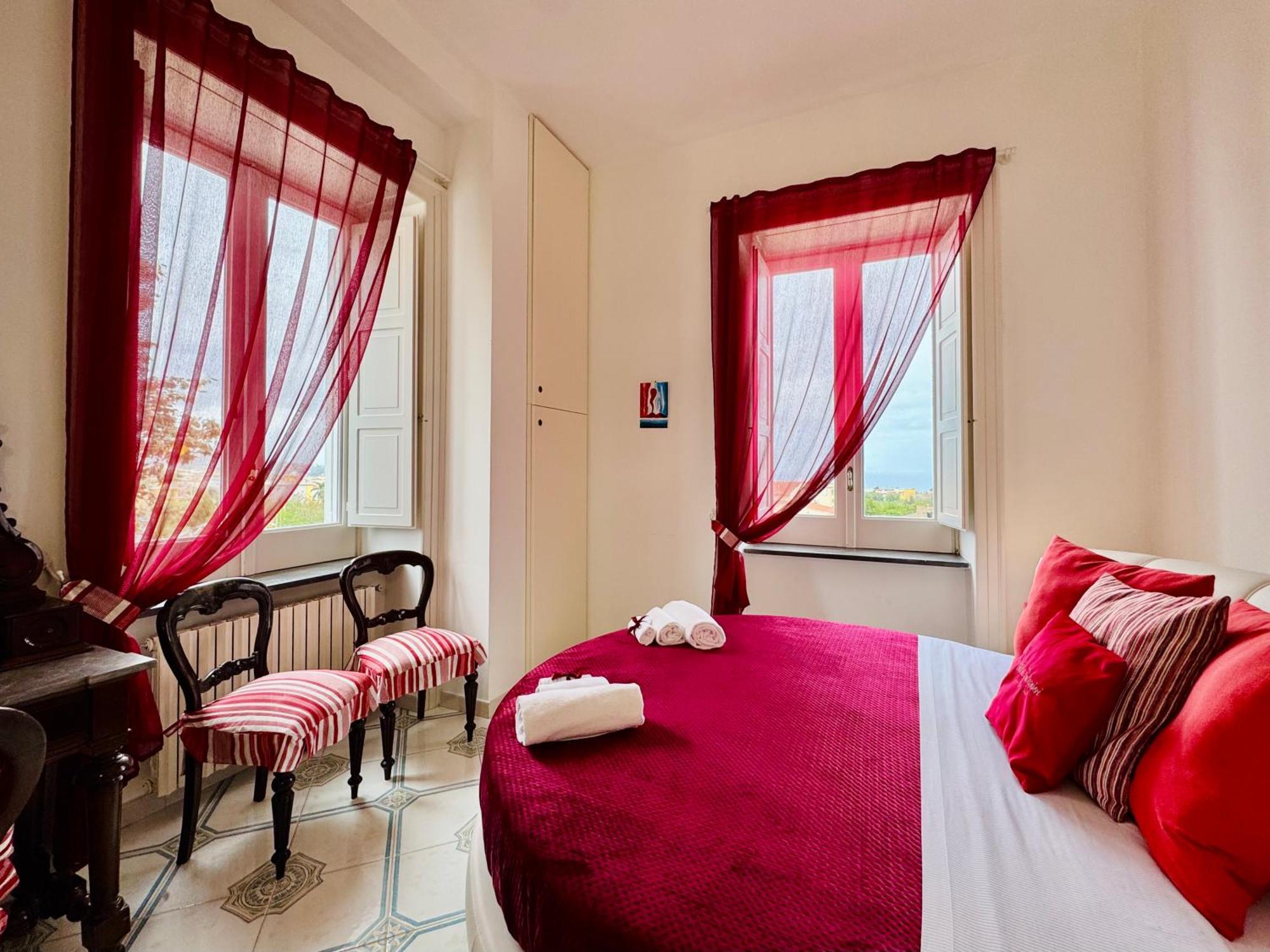 Villa Falconieri Sorrento Suite Сант'Аньєлло Екстер'єр фото
